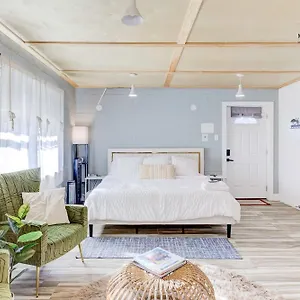  Apartment The Moose #6 - Modern Luxe With Free Parking & King Bed USA