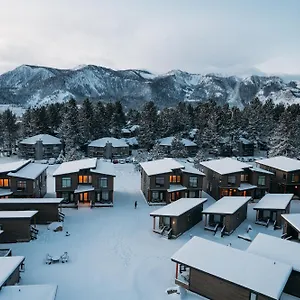  Lodge Outbound Mammoth USA